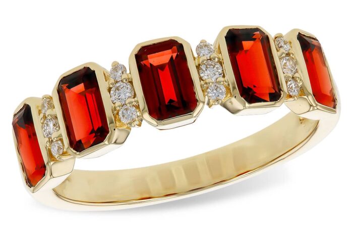 Yellow Gold Diamond and Garnet Fashion Ring