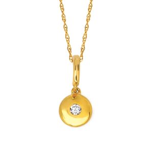 Diamond Circle Pendant in Yellow Gold