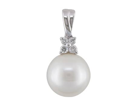 Pearl and Diamond Pendant