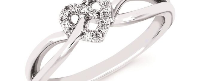 Diamond Lovelock Ring